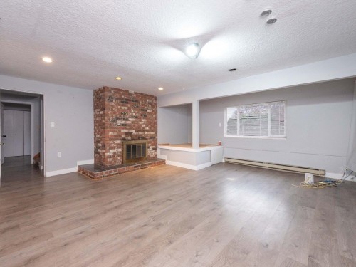 5247 10A Avenue, Delta, BC 