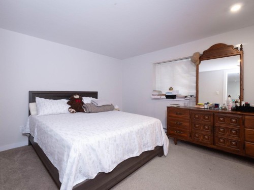 5247 10A Avenue, Delta, BC 