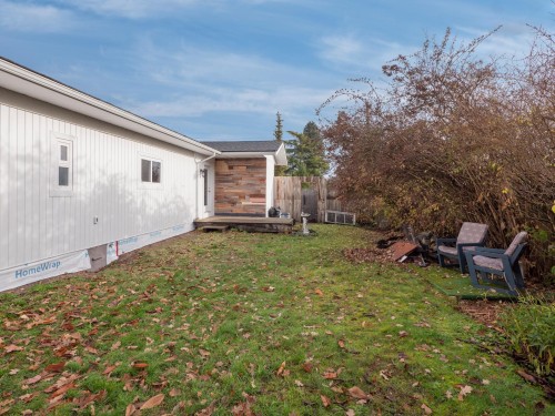 747 Cascade Crescent, Gibsons, BC 