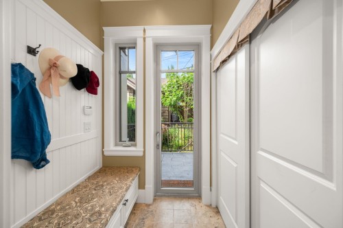 2967 43Rd Avenue W, Vancouver, BC 