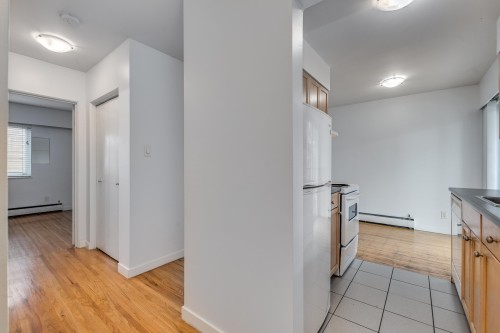 303-1985 W 8Th Avenue, Vancouver, BC 