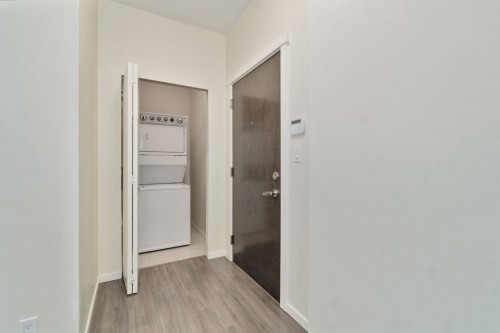 3107 Windsor Gate, Coquitlam, BC 