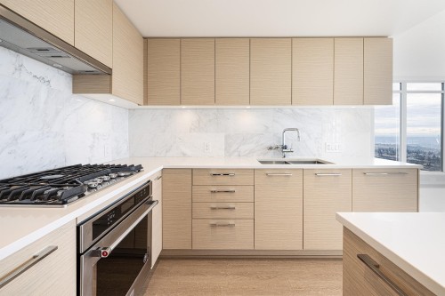 35F-6700 Dunblane Street, Burnaby, BC 