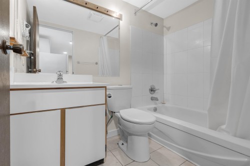 107-1121 Howie Avenue, Coquitlam, BC 