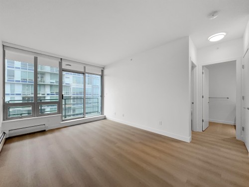 7Xx-9060 University Crescent, Burnaby, BC 