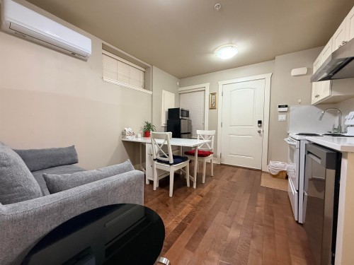 888 61St Avenue W, Vancouver, BC 