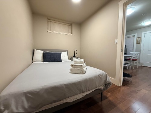 888 61St Avenue W, Vancouver, BC 