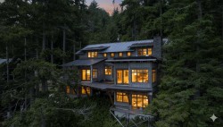 329 Esplanade Road  Keats Island, BC V0N 1G2