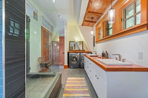 329 Esplanade Road, Keats Island, BC 