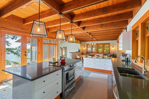 329 Esplanade Road, Keats Island, BC 