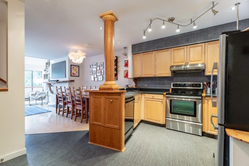 13-2151 Banbury Road, North Vancouver, BC 