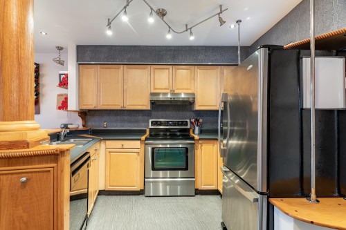 13-2151 Banbury Road, North Vancouver, BC 