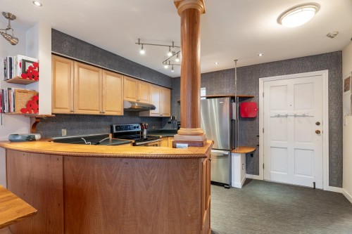 13-2151 Banbury Road, North Vancouver, BC 