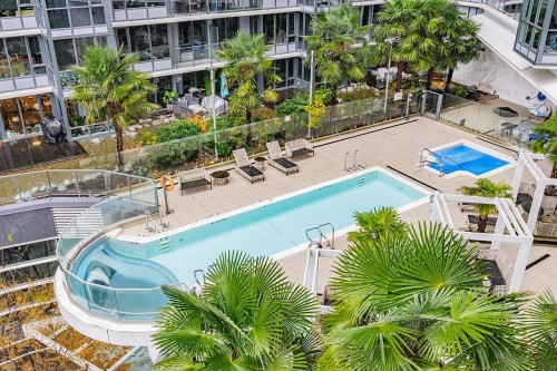 758-38 Smithe Street, Vancouver, BC 