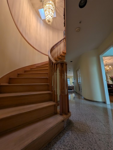 2935 17Th Avenue E, Vancouver, BC 