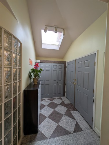 2935 17Th Avenue E, Vancouver, BC 