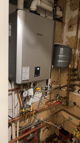 2935 17Th Avenue E, Vancouver, BC 