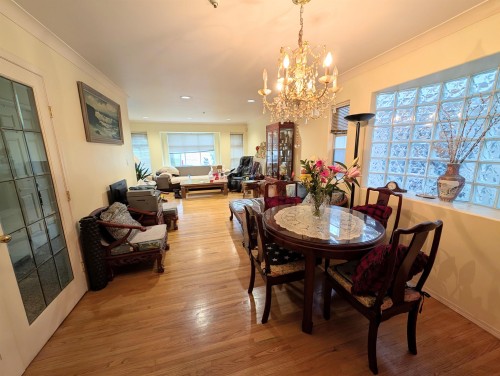 2935 17Th Avenue E, Vancouver, BC 