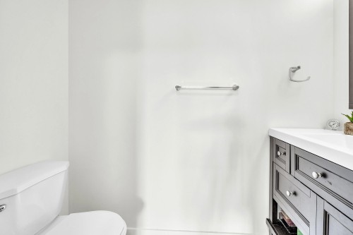 1606-9280 Salish Court, Burnaby, BC 