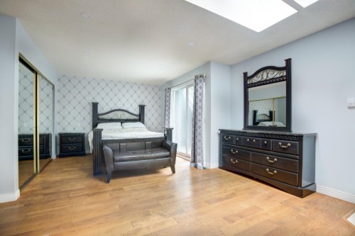 5853 Grousewoods Crescent, North Vancouver, BC 