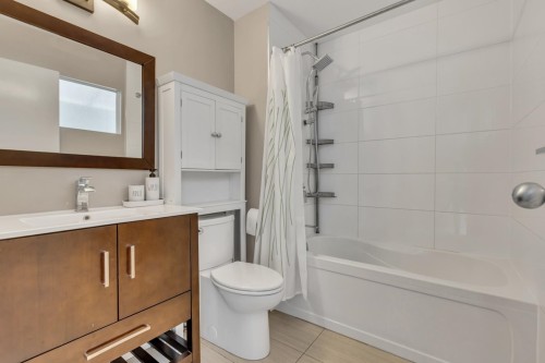 5853 Grousewoods Crescent, North Vancouver, BC 