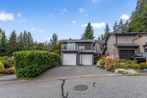5853 Grousewoods Crescent, North Vancouver, BC 