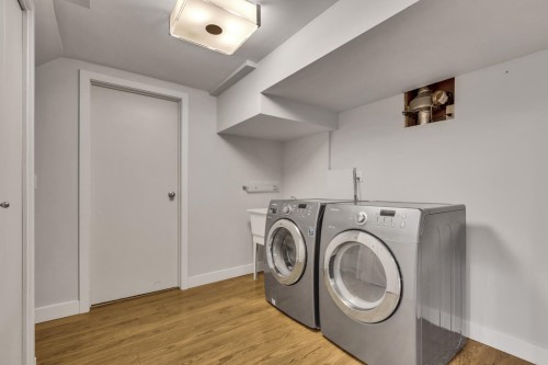 5853 Grousewoods Crescent, North Vancouver, BC 