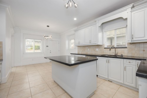 6806 Dunnedin Street, Burnaby, BC 