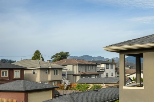 6806 Dunnedin Street, Burnaby, BC 