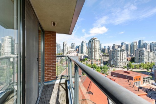 17E-139 Drake Street, Vancouver, BC 