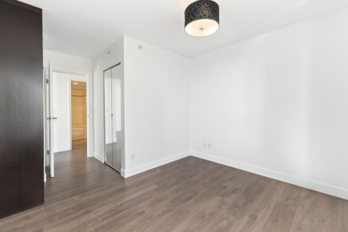 17E-139 Drake Street, Vancouver, BC 