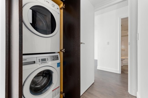 17E-139 Drake Street, Vancouver, BC 