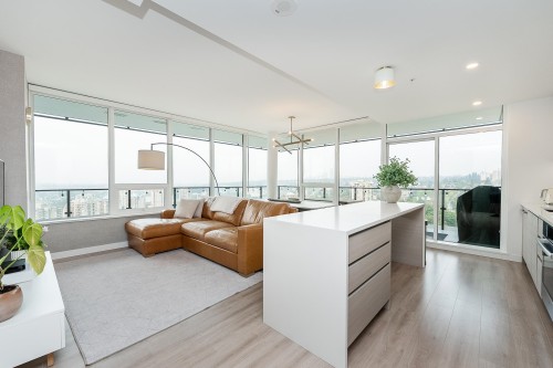 2901-823 Carnarvon Street  New Westminster, BC V3M 0N5