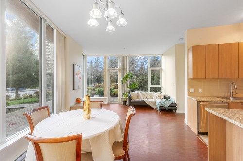 107-6688 Arcola Street, Burnaby, BC 