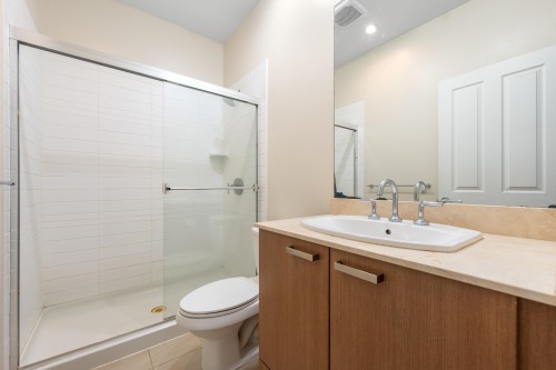 107-6688 Arcola Street, Burnaby, BC 