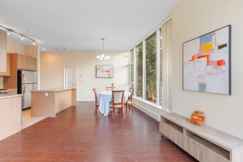 107-6688 Arcola Street, Burnaby, BC 