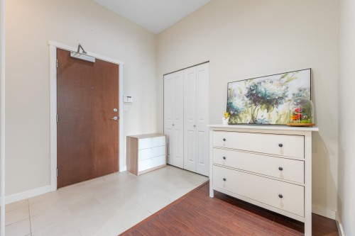 107-6688 Arcola Street, Burnaby, BC 