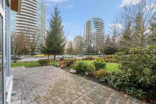 107-6688 Arcola Street, Burnaby, BC 