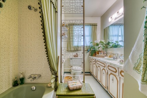 896 56Th Avenue E, Vancouver, BC 