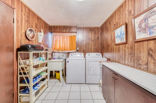 896 56Th Avenue E, Vancouver, BC 