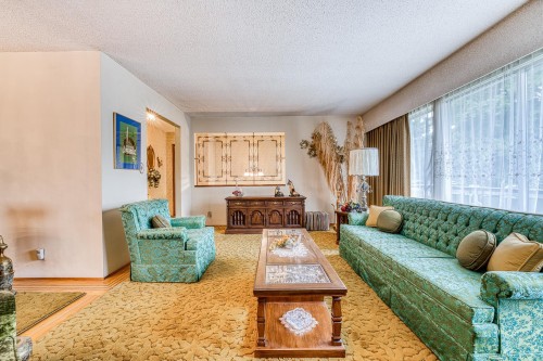 896 56Th Avenue E, Vancouver, BC 