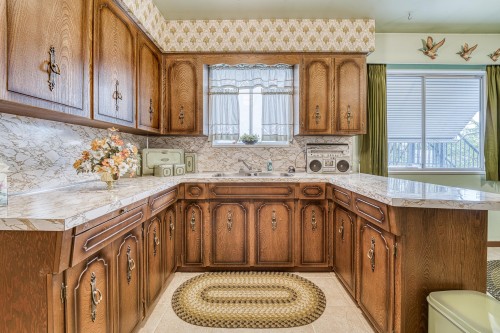 896 56Th Avenue E, Vancouver, BC 