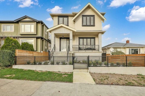 3073 3Rd Avenue E, Vancouver, BC 