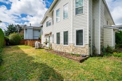 527 Columbia Street E New Westminster, BC V3L 3X8