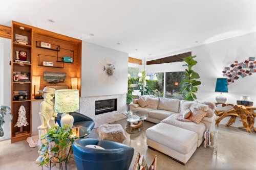 1023 Jay Crescent, Squamish, BC 