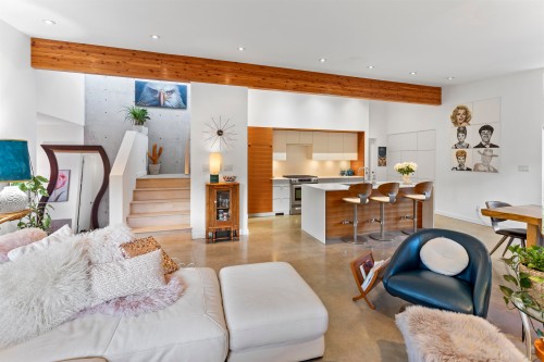 1023 Jay Crescent, Squamish, BC 