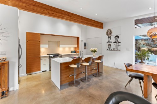 1023 Jay Crescent, Squamish, BC 