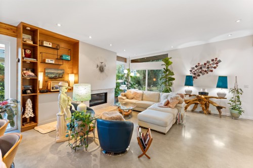 1023 Jay Crescent, Squamish, BC 