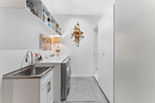 1023 Jay Crescent, Squamish, BC 