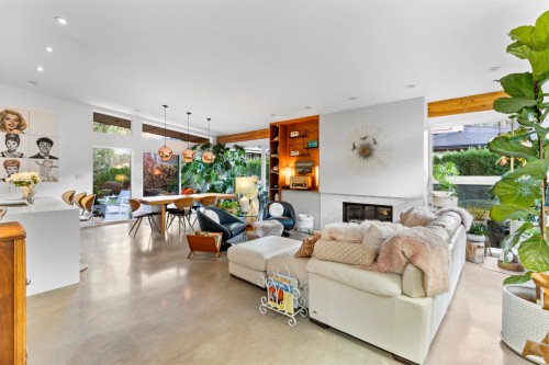 1023 Jay Crescent, Squamish, BC 